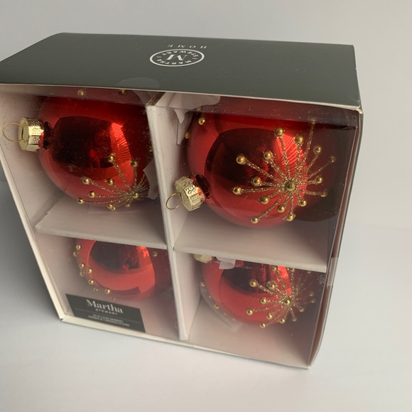 Martha Stewart Christmas Ornaments Snowflakes Red and Gold Snowflakes Glass - Picture 4 of 5